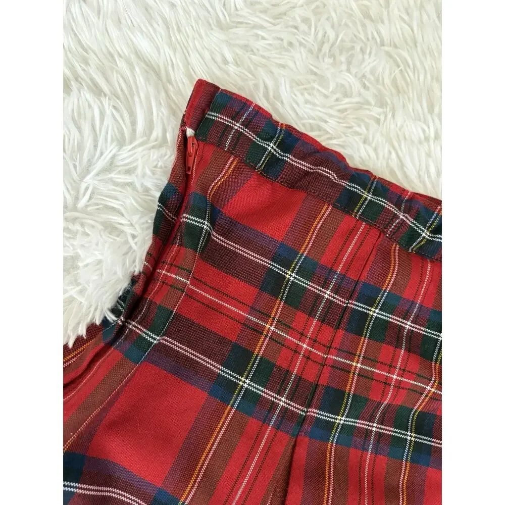 Rifle Girls 8.5 Red Checked Tartan Plaid Skirt ( Shorts). Exc. Quality
